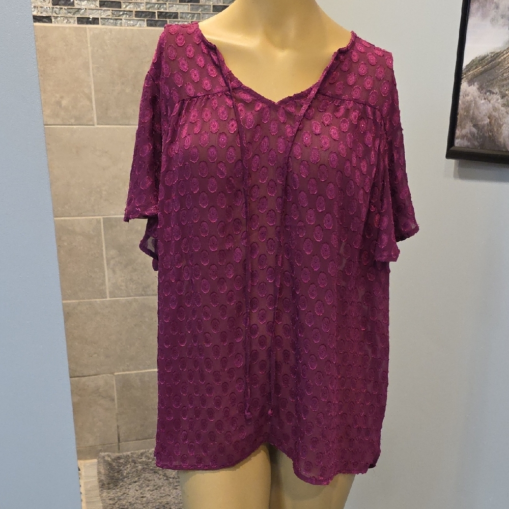 Torrid Magenta Eyelet V-Neck Blouse. NWT!